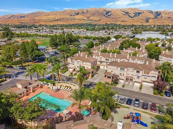 1488 Los Buellis Way, Milpitas, CA 95035