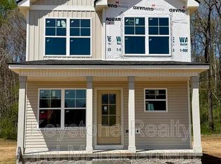 146 Village Dr, Big Rock, TN 37023