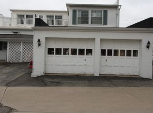 206 E Wisconsin Ave #1, Appleton, WI 54911