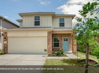 407 Robin St, Angleton, TX 77515