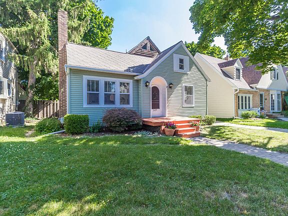 3rd image of 509 Meadowlawn Ave