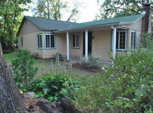 2521 Radio Ln, Redding, CA 96001
