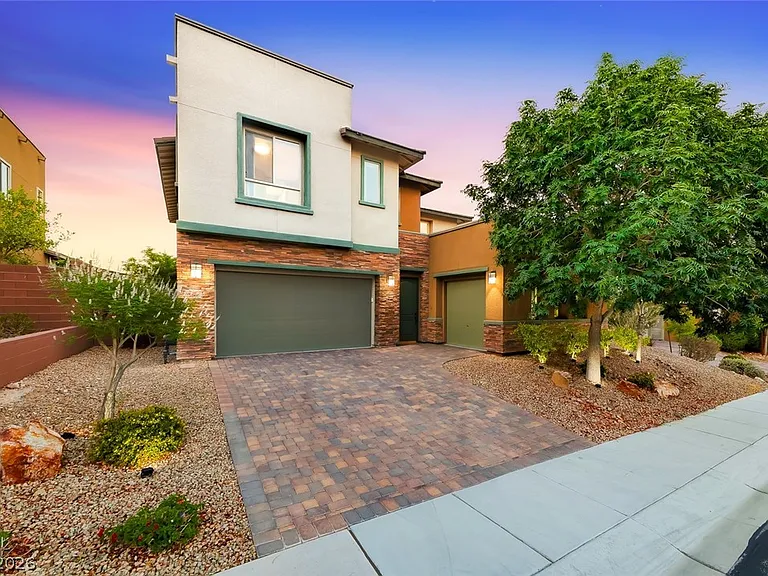 10314 Apache Blue Ave — Photo 1