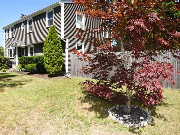 440 Summer St, Rockland, MA 02370