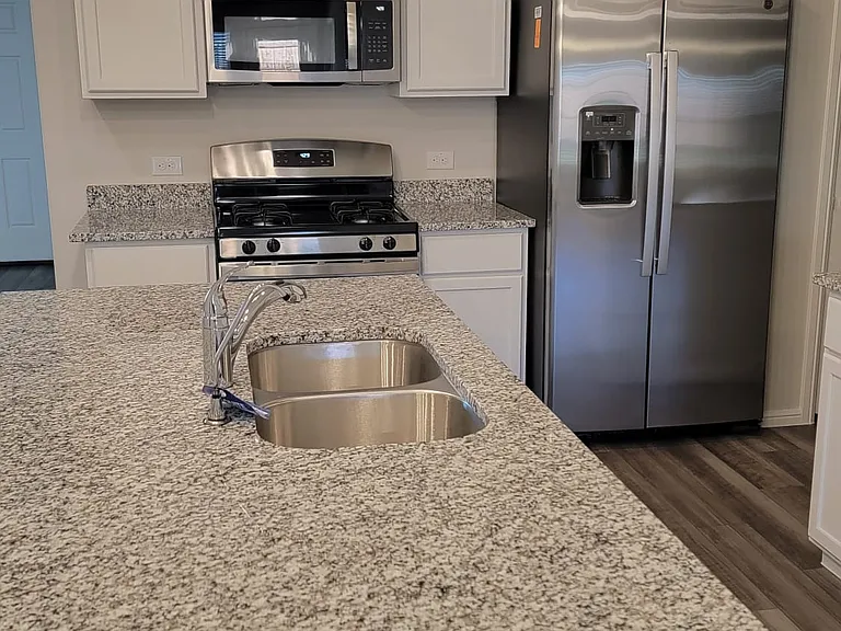 1817 Grassland Dr — Photo 16