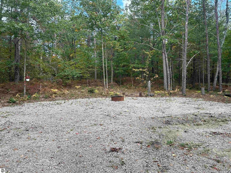 1st image of 7335 Camp Rd