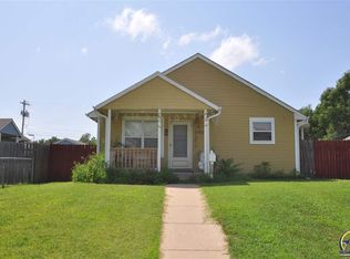 1233 SW Lincoln St, Topeka, KS 66604