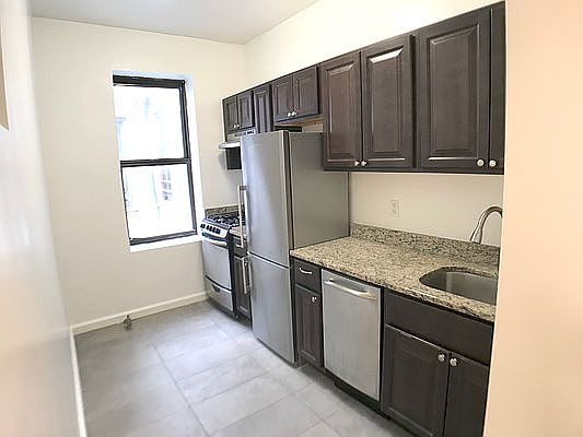 1st image of 311 Lincoln Pl #21
