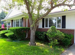 346 Boutell Dr, Grand Blanc, MI 48439