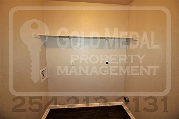 4205 Alan Kent Dr #C — Photo 7
