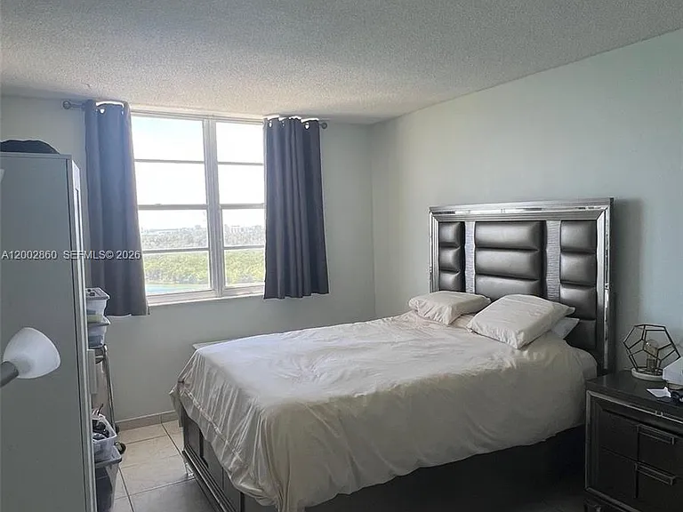 300 Bayview Dr #1410 — Photo 8