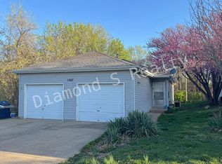 1507 W Rainey Duplex, Ozark, MO 65721