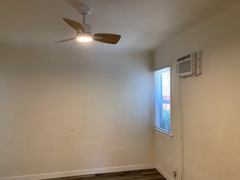 1147 N Gardner St #1147 — Photo 16