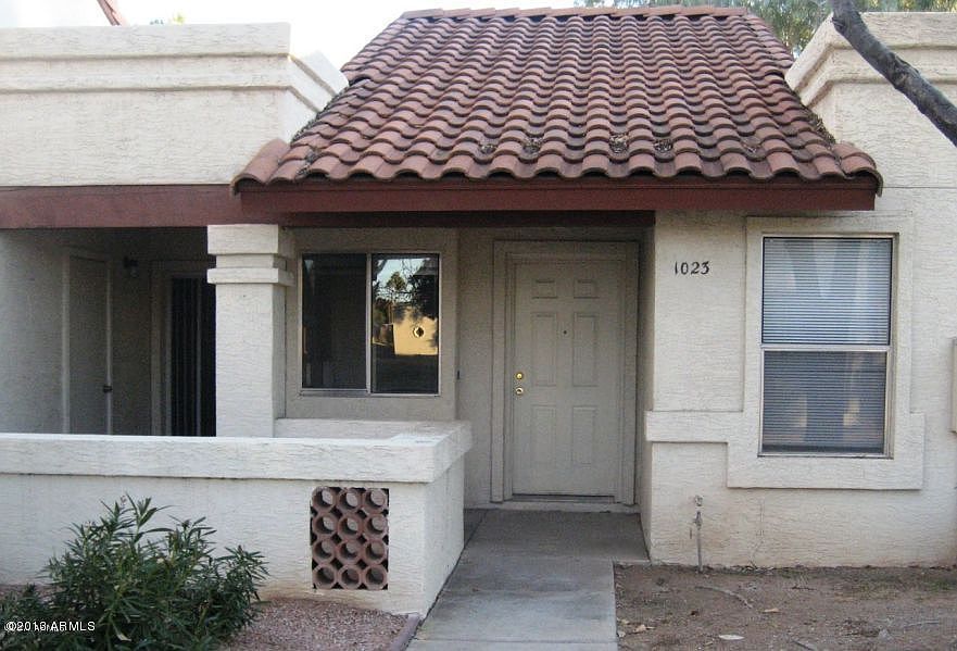 1st image of 5136 E Evergreen St Unit 1023