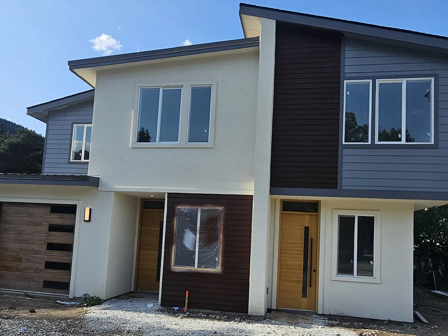 2 bed, 2.5 bath, 1158 sqft, $2,350 — Photo 1
