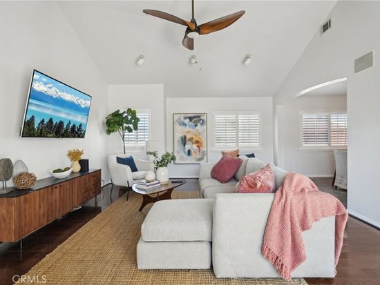 2305 Felton Ln, Redondo Beach, CA 90278