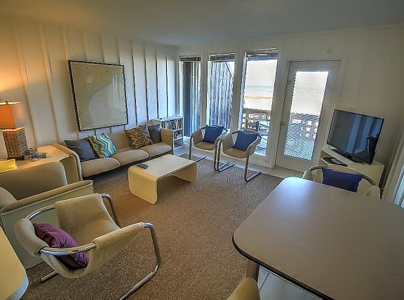 2nd image of 2500 Gulf Blvd #A-202