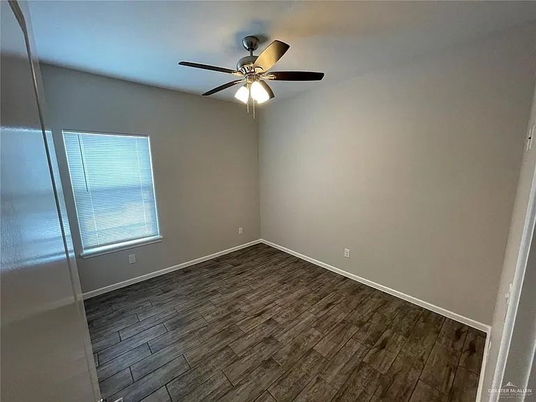 5805 Sandpiper Ave #4 — Photo 8
