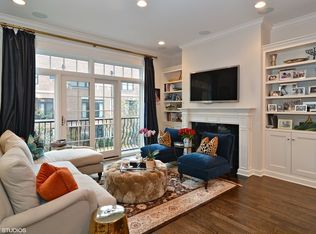 2819 N Bell Ave, Chicago, IL 60618