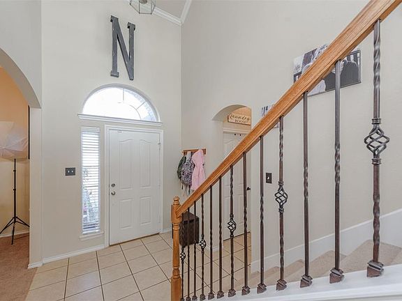 3rd image of 3724 Grantsville Dr