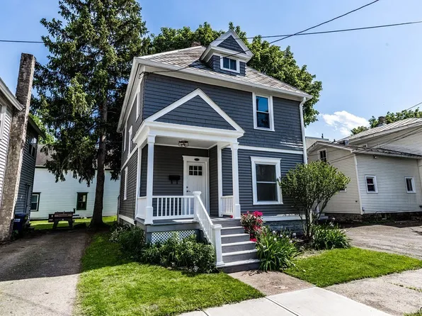 106 E Sands St, Oneida, NY 13421