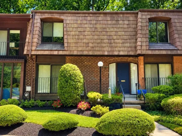 10713 Deborah Dr, Rockville, MD 20854