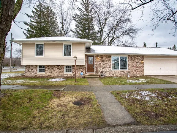 241 Brandt Pl, Hobart, IN 46342