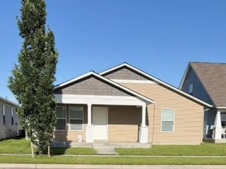 8884 N Spokane St — Photo 1