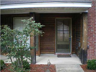 4th image of 584 Oak Park Cir