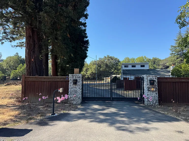 2373 Novato Blvd #2 — Photo 33