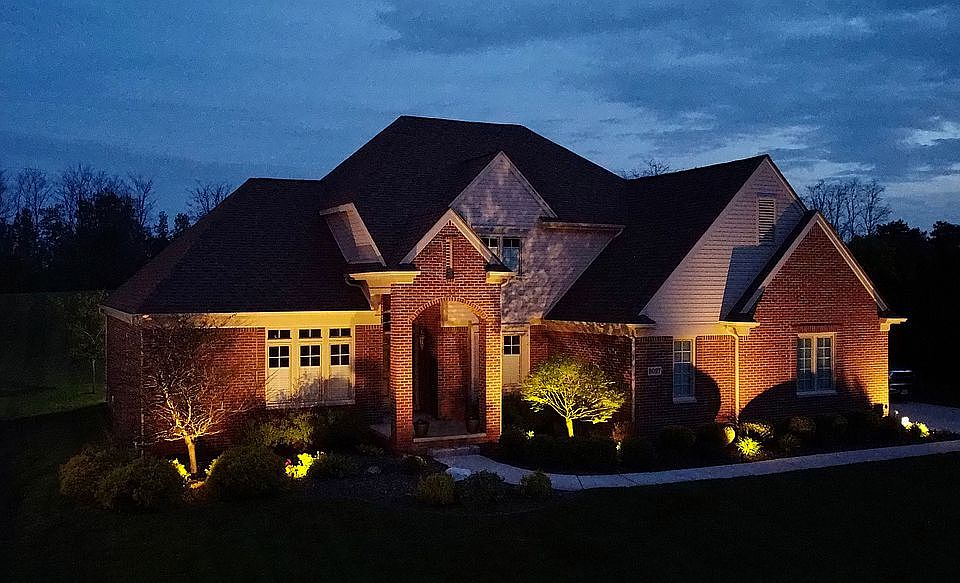 2nd image of 9027 Rotondo Dr