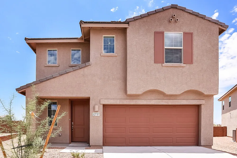 4 bed, 2.5 bath, 2384 sqft, $2,050 — Photo 1