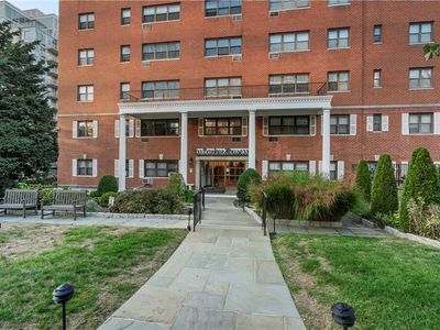 33 Barker Avenue #2D, White Plains, NY, 10601