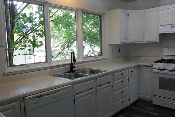 2nd image of 225 High Ave