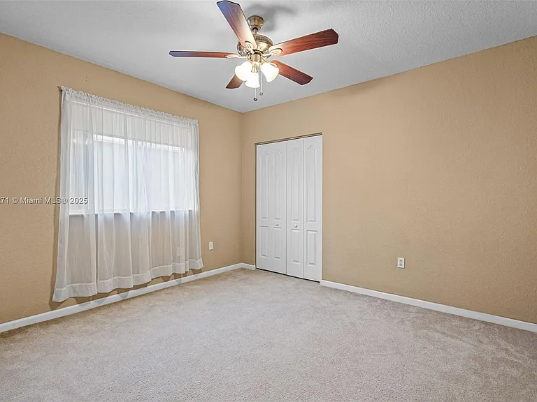 20530 NW 12th Ct — Photo 22