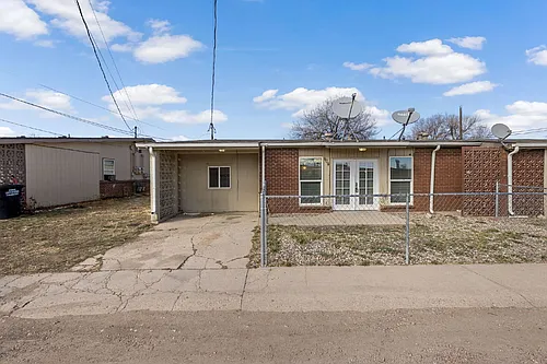 404 Sunny Ln Photo 1