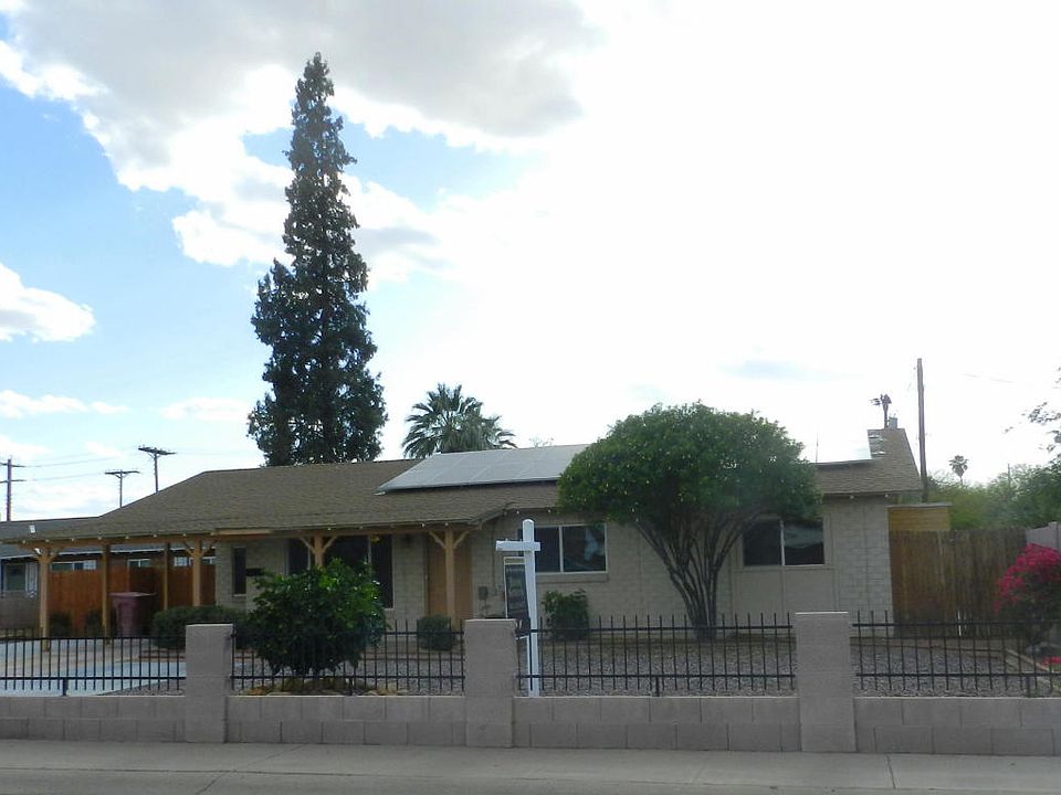 1st image of 2252 N 74th Way