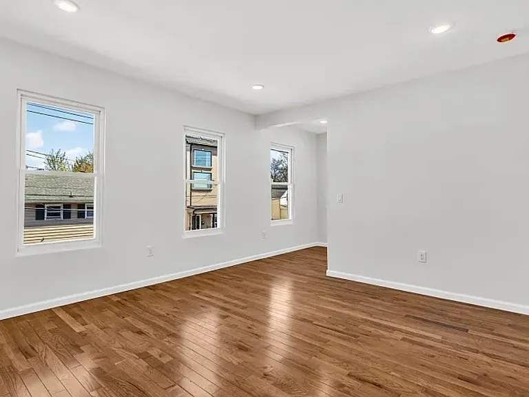 562 Tremont Ave #2 — Photo 2