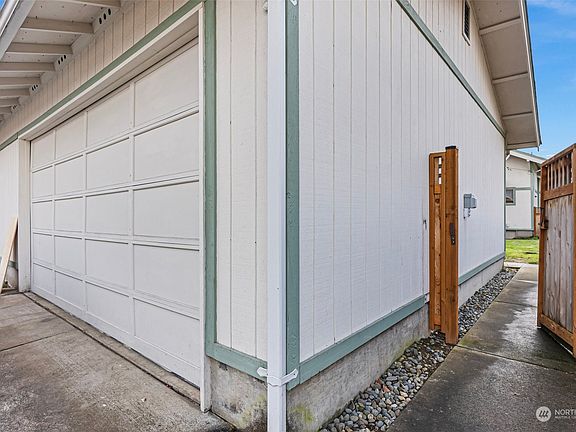 4th image of 3709 Fawcett Avenue