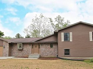 1618 Brookwood Dr, Elkhart, IN 46514