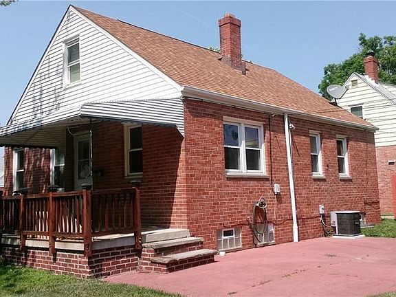 3rd image of 25450 Marsdon Dr