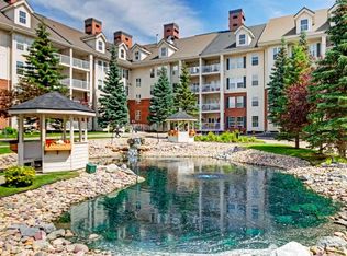 151 S Country Village Rd NE #2262, Calgary, AB T3K5X5