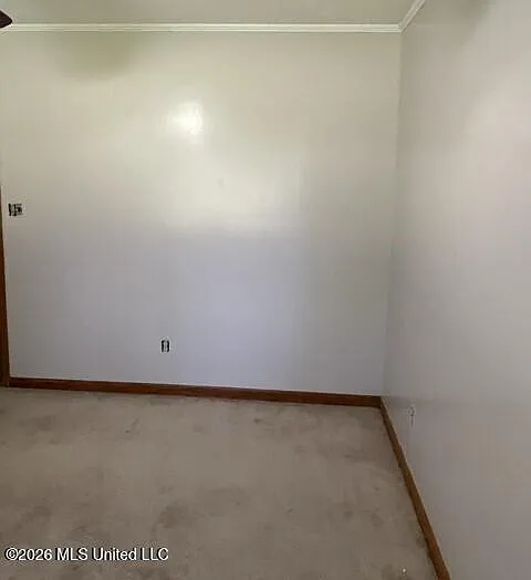 1056 Broken Arrow Ln — Photo 14