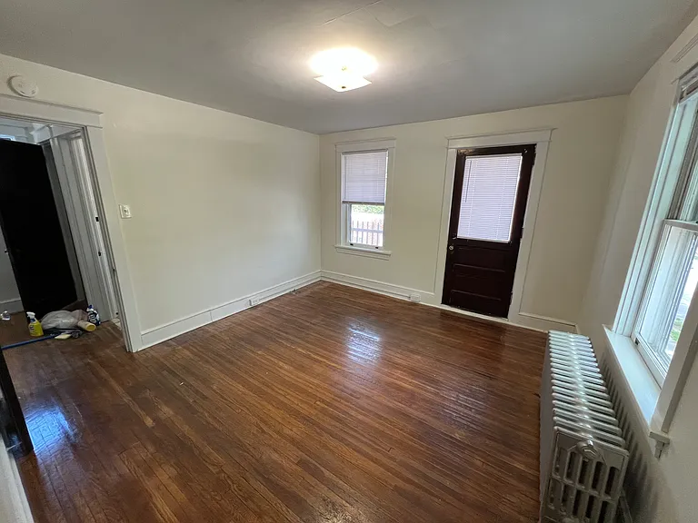 Bedroom 3 (with Balcony)