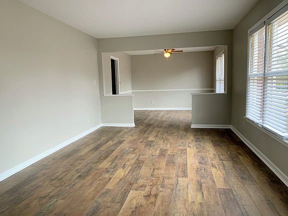 2nd image of 10231 Melanie Dr SE