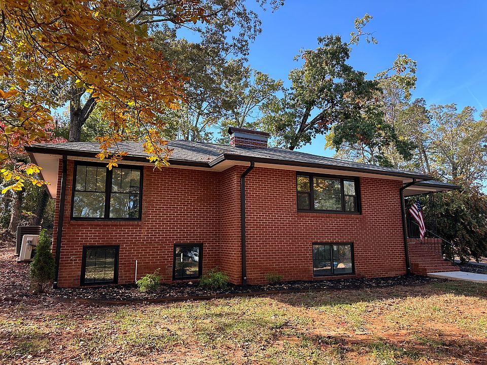 1st image of 191 Forest Hill Dr
