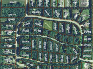 245 Meadow Wood Dr, Harbor Springs, MI 49740