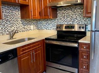 21373 Town Lakes Dr, Boca Raton, FL 33486