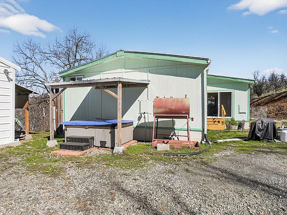 2nd image of 332 Arroyo Dr