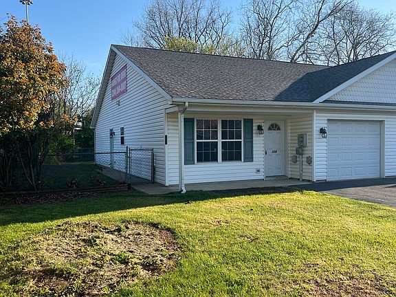 2nd image of 114 Bluestone Ct